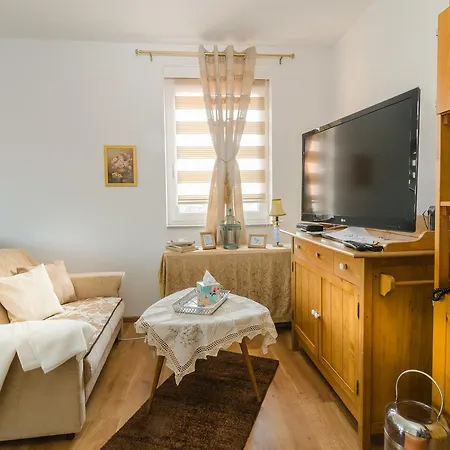 Apartman 10 Visoko